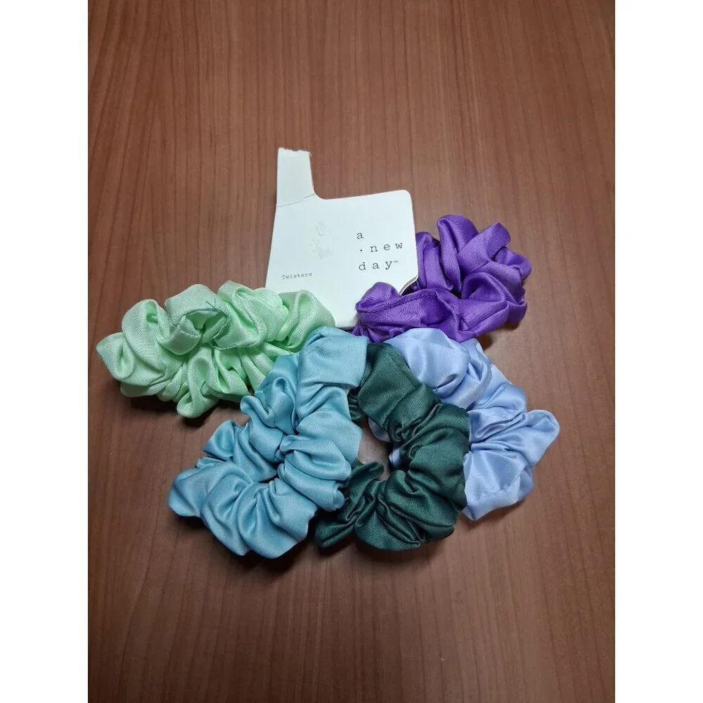 NWT A New Day Scrunchie Set Y2K 80s 90s Retro Hair Accessories AF3